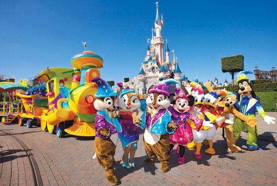 22_10_18_disneyland__r__paris__c__disney_lrg